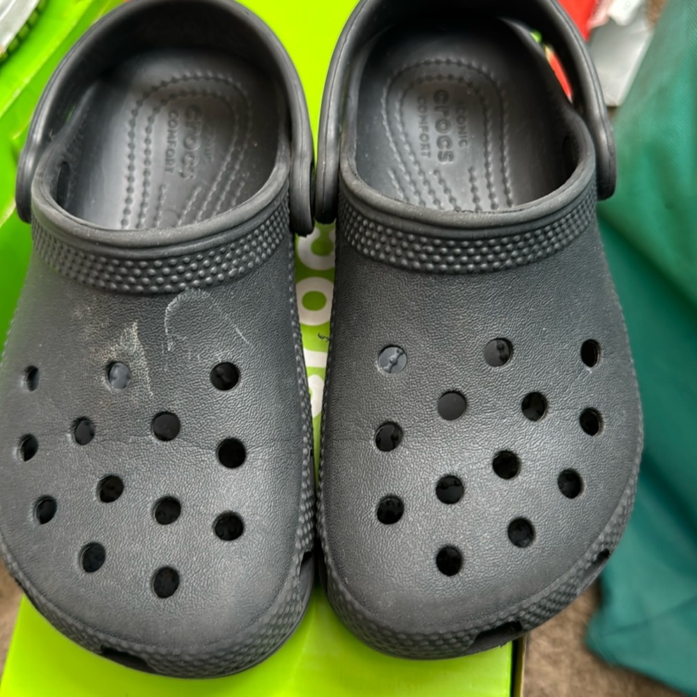 Crocs